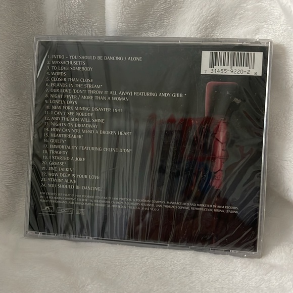 New CD BeeGees - Picture 2 of 3